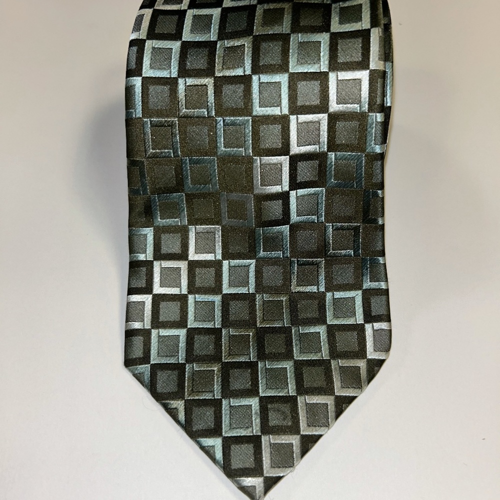 Kenneth Cole Reaction Mens Tie